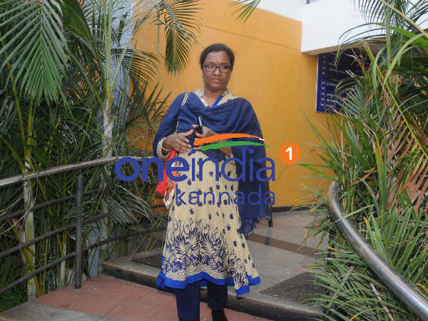 ಎರಡೆರಡು ಮನೆ ಎರಡೆರಡು ಮನೆ