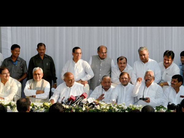  13 ಪಕ್ಷಗಳ ಅಸಹಕಾರ, ಮೋದಿ ಅಧಿಕಾರಕ್ಕೆ