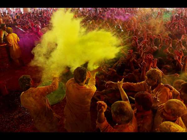 ಕೆಂಡದೊಂದಿಗೆ ಸರಸ