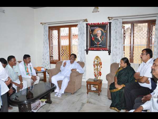 Nanjangud By-Election: HC Mahadevappa visited late M Mahadevu House