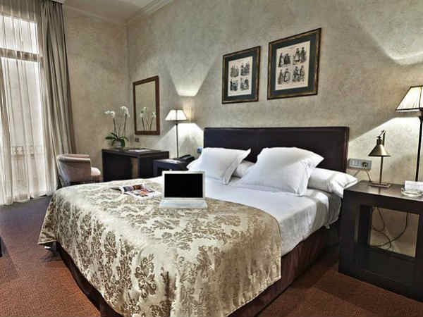 ಐಷಾರಾಮಿ ಹೋಟೆಲ್ ಊಟ