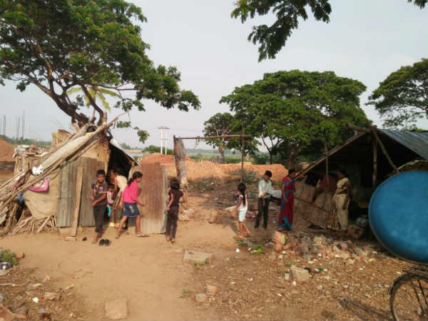 T Narsipura – 4 families fighting for their shelters 