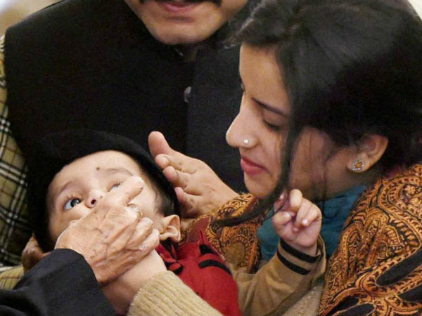 ಚುಚ್ಚುಮದ್ದು ನೀಡುವ ಕಾರ್ಯಕ್ರಮ