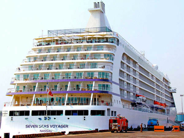 ಮೊದಲ ಬಾರಿಗೆ 6 ಮಂದಿ ಪ್ರವಾಸಿಗರಿಗೆ ಇ-ವೀಸಾ