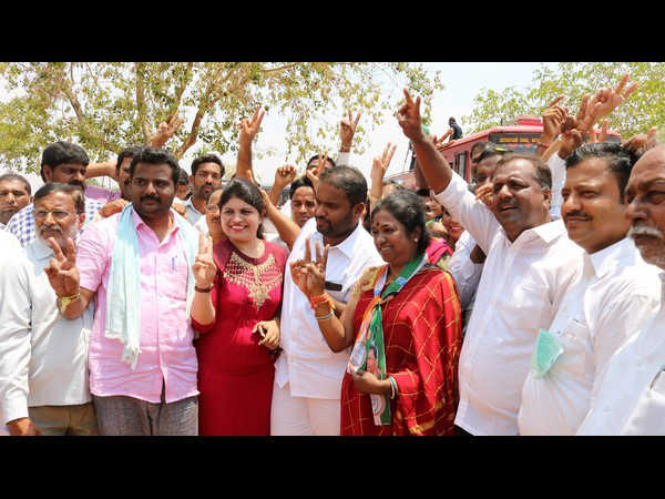 ಲೆಕ್ಕಕ್ಕಿಲ್ಲದ ನೀತಿ ಸಂಹಿತೆ ಲೆಕ್ಕಕ್ಕಿಲ್ಲದ ನೀತಿ ಸಂಹಿತೆ