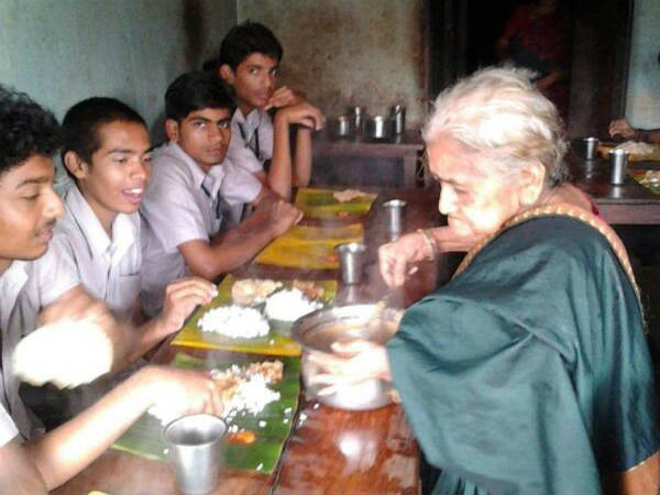 ಅಜ್ಜಮ್ಮನಿಗೆ ಹಬ್ಬ ಎಂದರೆ ಅಚ್ಚು ಮೆಚ್ಚು