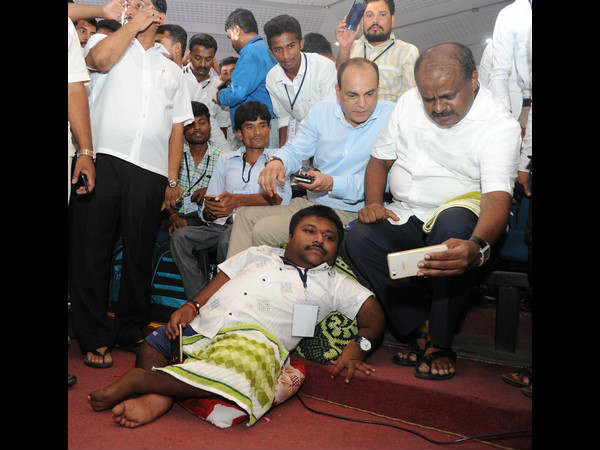  ಸಾಮಾಜಿಕ ಜಾಲತಾಣಗಳಲ್ಲಿ ಸಮಸ್ಯೆಗೆ ಪರಿಹಾರ