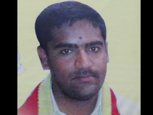 Person beaten up and handed over to police, alleging roll call Person beaten up and handed over to police, alleging roll call