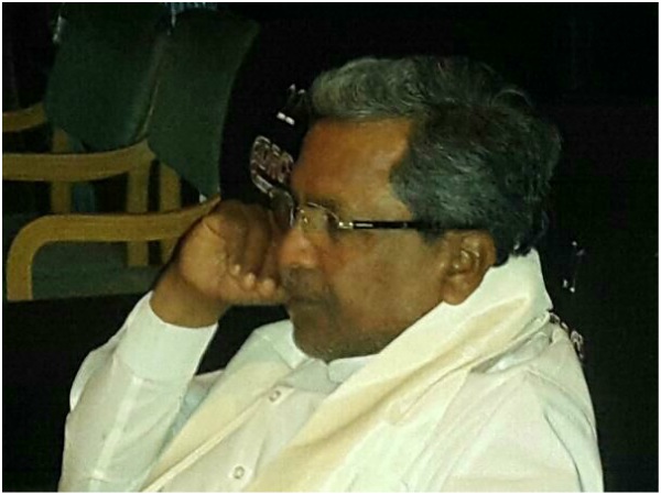 Siddaramaiah in relax mood, watched Rajakumara movie