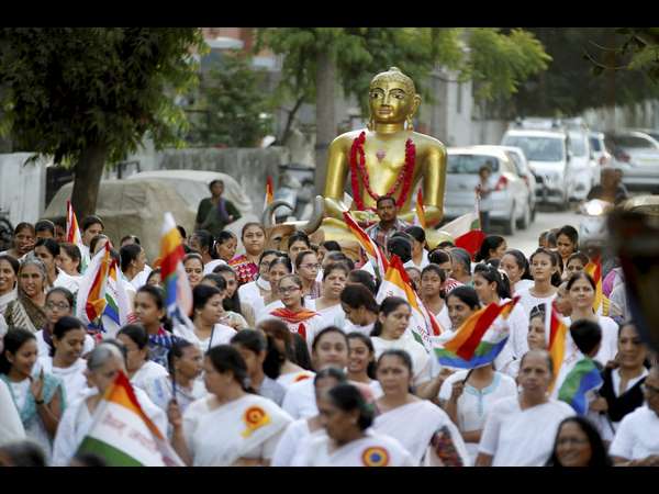 ಭಕ್ತಿ ಭಾವದ ಮೆರವಣಿಗೆ 