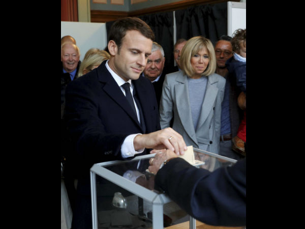  ಅಪೂರ್ವ ಪ್ರೇಮಿ