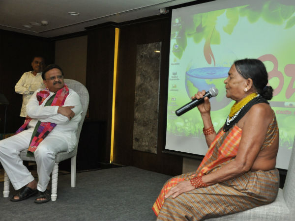 ಆ ಗ್ರಾಮರ್ ಅನ್ನು ಉತ್ತೇಜಿಸಬೇಕಿದೆ 