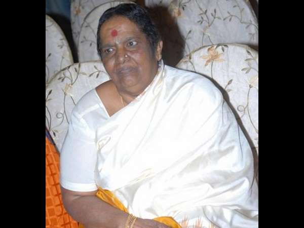 ಕಾಡಲ್ಲಿ ಹೇಗಿದ್ದಾರೋ ಯಜಮಾನರು? ಕಾಡಲ್ಲಿ ಹೇಗಿದ್ದಾರೋ ಯಜಮಾನರು?