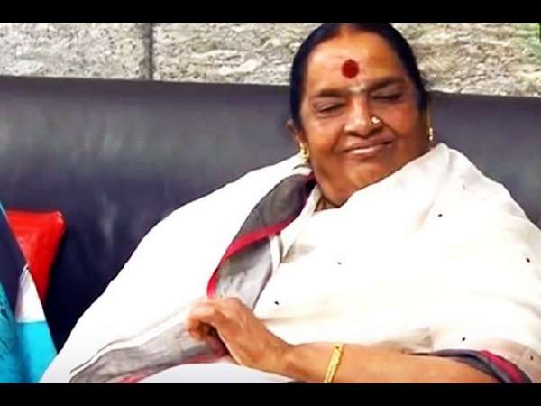 ಹೃದಯ ನೋವಿನಿಂದ ಆಸ್ಪತ್ರೆ ಸೇರಿದ ಪಾರ್ವತಮ್ಮ ಹೃದಯ ನೋವಿನಿಂದ ಆಸ್ಪತ್ರೆ ಸೇರಿದ ಪಾರ್ವತಮ್ಮ