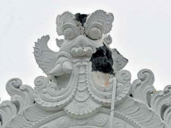 Kukke Subrahmanya temple tower damaged by thunderbolt
