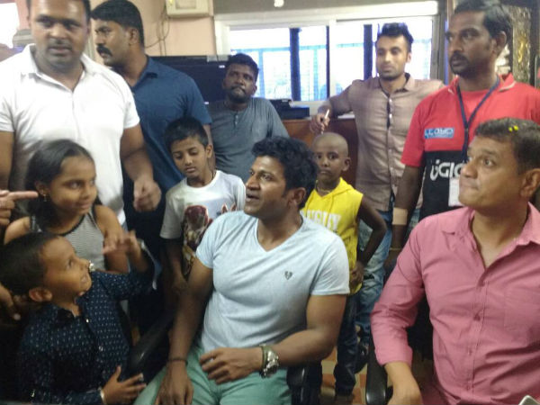 Old age mothers of Mysuru watched Rajakumara movie on the occasion of World Mother Day