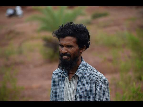 ಗುಜರಿಯಲ್ಲಿ ಬಾಟಲಿ ಮಾರಾಟ