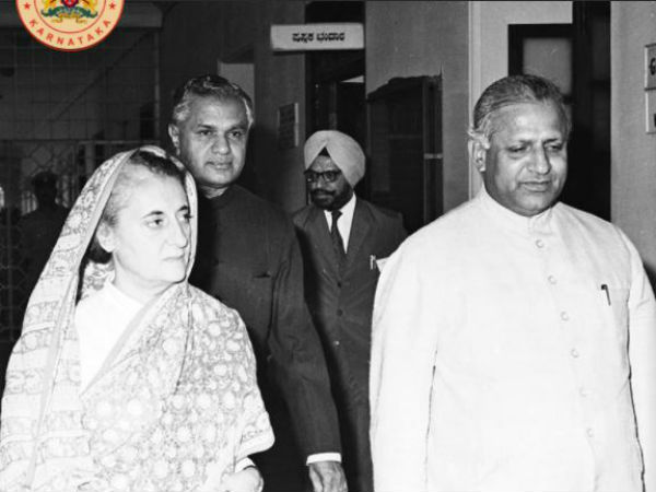 ರಾಜಕೀಯ ಬದುಕಿನ ಕುರಿತಾಗಿ 