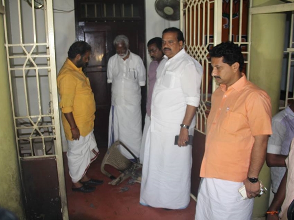 ಪಿಣರಾಯಿ ವಿಜಯನ್ ಸರಕಾರದ ಪಿತೂರಿ