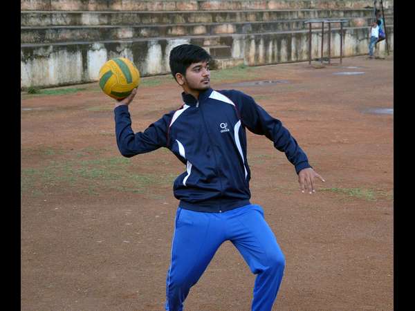 ಕಾಲೇಜಿನ ಪ್ರಾಚಾರ್ಯ ಪ್ರೊ ಎಸ್.ಬಿ.ನಾಡಗೌಡ ಪ್ರಶಂಸೆ 