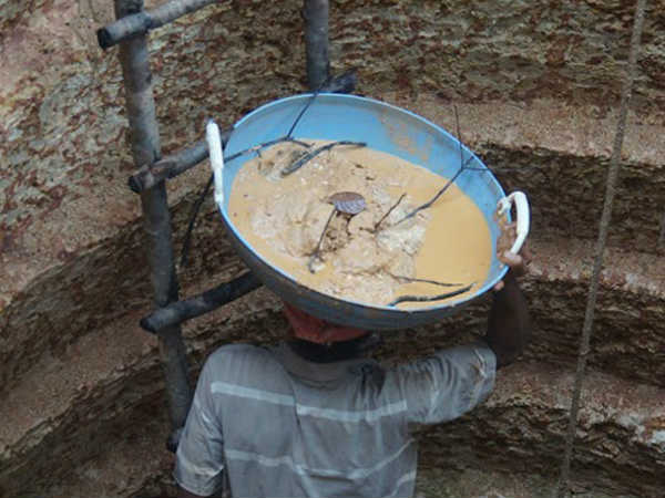 20 ಅಡಿಯಲ್ಲೇ ನೀರು 20 ಅಡಿಯಲ್ಲೇ ನೀರು