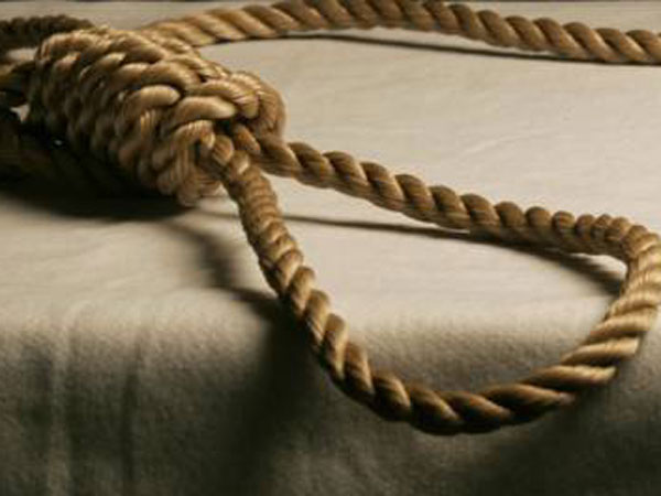 Farmer commits suicide in Madhya Pradesh Farmer commits suicide in Madhya Pradesh