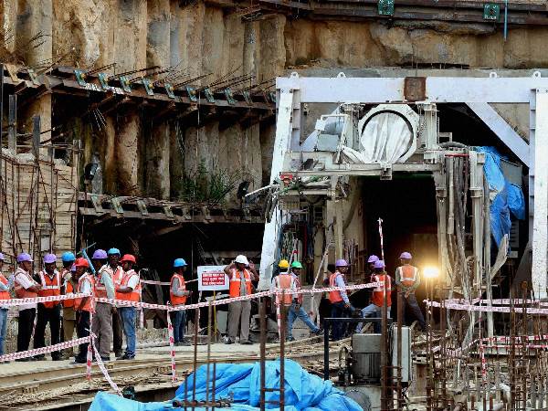 ಇನ್ನೂ ಸರಿಯಾದ ಪರಿಹಾರ ಸಿಕ್ಕಿಲ್ಲ ಇನ್ನೂ ಸರಿಯಾದ ಪರಿಹಾರ ಸಿಕ್ಕಿಲ್ಲ