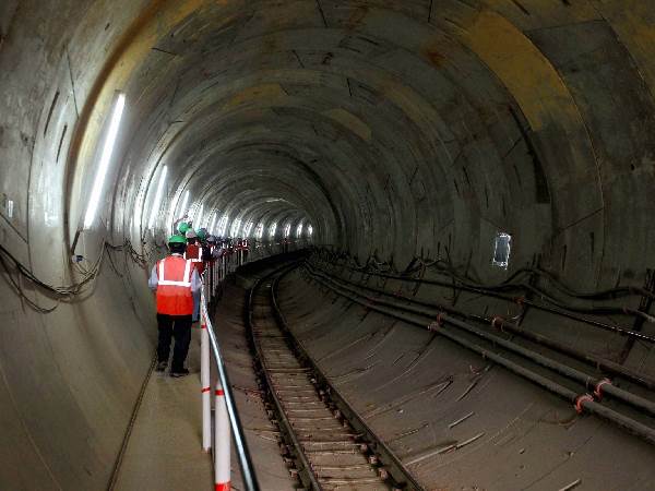 ಮೆಟ್ರೋ ದುರಂತಗಳು-1 ಮೆಟ್ರೋ ದುರಂತಗಳು-1