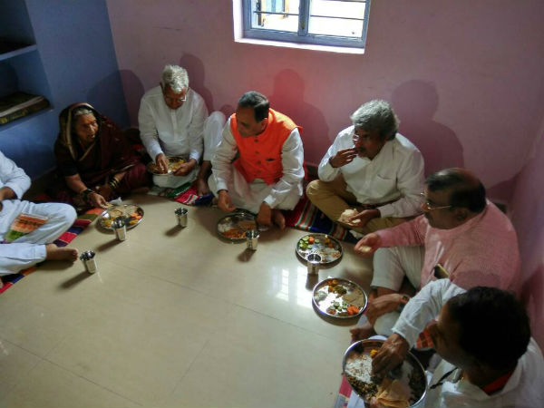 ಗುಜರಾತ್ ರಾಜ್ಯದಲ್ಲಿ ಪುನಃ ಪಕ್ಷ ಅಧಿಕಾರಕ್ಕೆ ಬರಲಿದೆ 