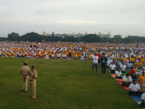  ಯೋಗದ ದಾಖಲೆಯ ವೇದಿಕೆ