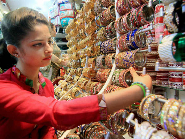 ಬಳೆ-ಸಿಂಧೂರಕ್ಕಿಲ್ಲ ತೆರಿಗೆ!