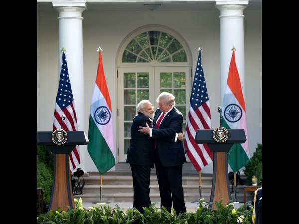 ಟ್ರಂಪ್ ಜೊತೆ ಊಟ ಮಾಡಿದ ಮೊದಲ ಗಣ್ಯ ಮೋದಿ!