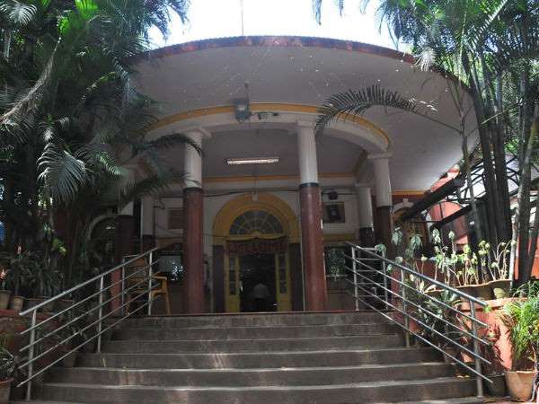 ಆದೇಶ ಹಿಂಪಡೆಯುವಂತೆ ಮನವಿ 