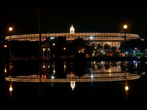 ಔಪಚಾರಿಕ ಚರ್ಚೆ 