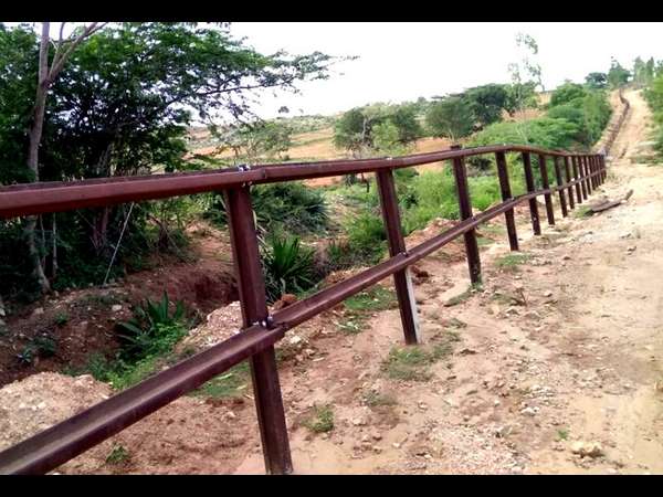 Barricades aroung elephant reserve forest near Gundlupete Barricades aroung elephant reserve forest near Gundlupete