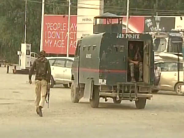 Gun battle at Srinagar school, 1 CRPF personnel martyred