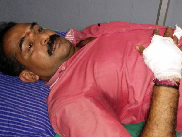 Clashes erupt between two groups at Kalladka, Temple and Mosque stone pelted Clashes erupt between two groups at Kalladka, Temple and Mosque stone pelted