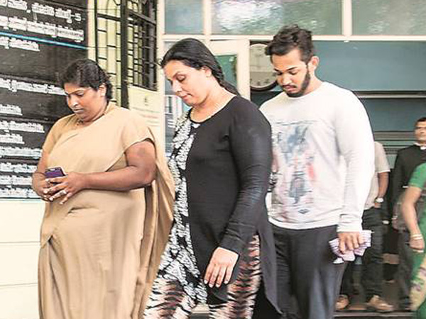 Bhaskar shetty murder accused and his wife Rajeshwari Shetty admitted to hospital Bhaskar shetty murder accused and his wife Rajeshwari Shetty admitted to hospital
