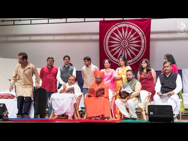 Singara magazine released by Mukhyamantri Chandru in Singapore