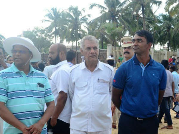 27 stranded after barge begins to sink at Ullal, all are saved by Coast Guard efforts