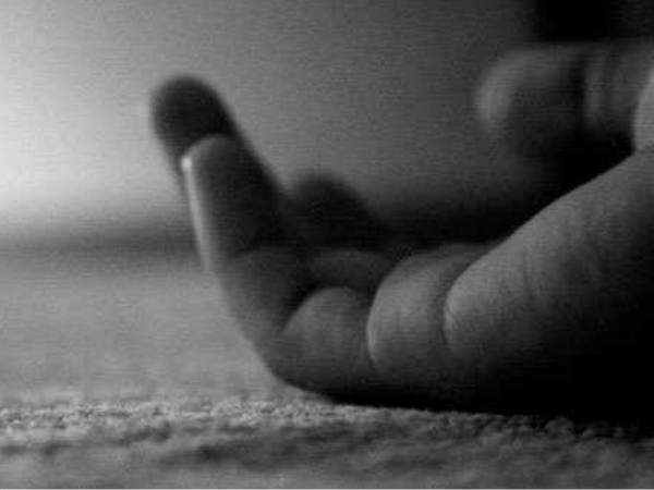 Feared by police, three rowdies commit suicide Feared by police, three rowdies commit suicide