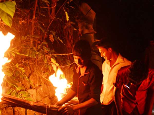 ಮೀನು ಹಿಡಿಯುವುದೂ ಒಂದು ಕಲೆ ಮೀನು ಹಿಡಿಯುವುದೂ ಒಂದು ಕಲೆ