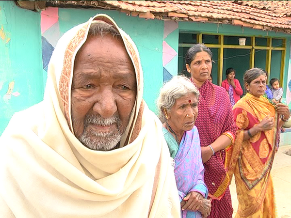 ಶಾಲೆಗೆ ತೆರಳದ ಮಕ್ಕಳು