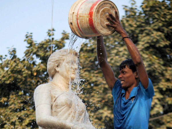 ಆಕಾಶದಲ್ಲಿ ಪ್ರೇಮಿಸಲು ಇಚ್ಛಿಸುತ್ತೇನೆ