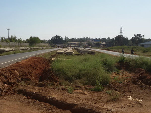 Road construction hits road block in Hubballi Road construction hits road block in Hubballi