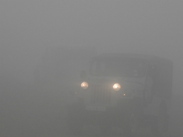 ಪಾಳು ರಸ್ತೆಯೇ ಹೊಟ್ಟೆ ಪಾಡಿನ ಹಾದಿಯಾಗಿ...