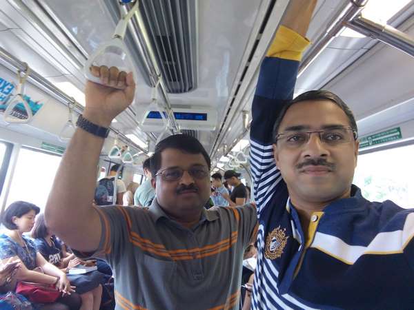 ಸಿಂಗಪುರದಲ್ಲಿ ವಿವಿಧ ಕರಗಳು ಇಲ್ಲವೇ ಇಲ್ಲ