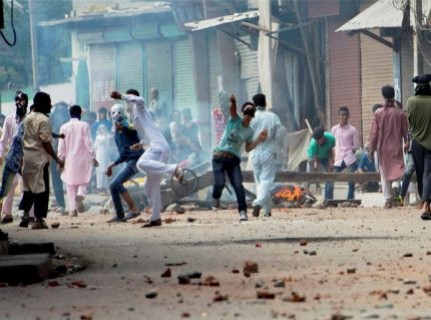 ಹತ್ತು ಲಕ್ಷ ಪರಿಹಾರಕ್ಕೆ ಆದೇಶ 