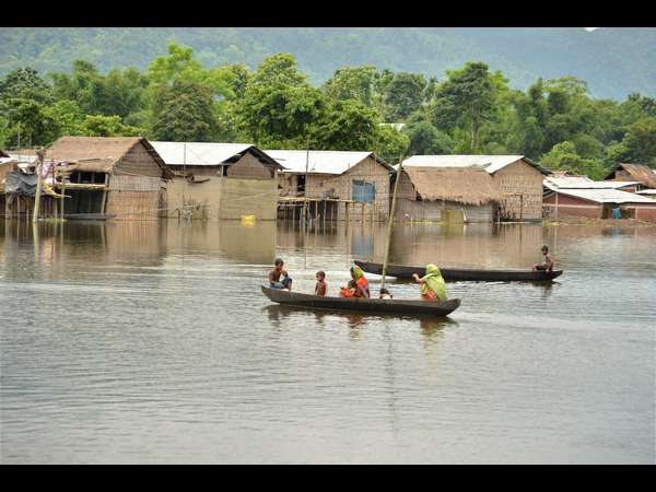 ಹಳ್ಳಿಯೇ ನೀರುಪಾಲು ಹಳ್ಳಿಯೇ ನೀರುಪಾಲು
