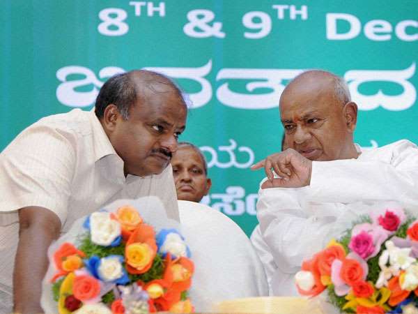 ಎರಡು ಕ್ಷೇತ್ರಗಳಲ್ಲಿ ಸ್ಪರ್ಧಿಸುವ ಇಂಗಿತ 